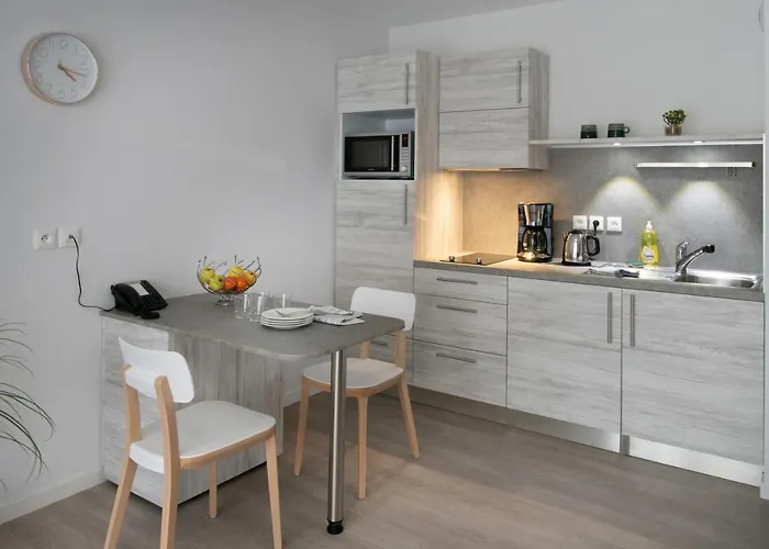 Appart hôtel Domitys L'agapanthe 4*