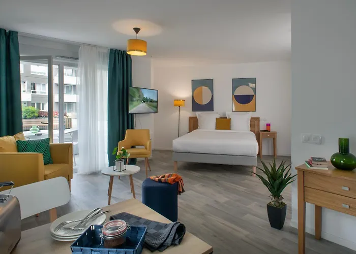 Aparthotel Domitys L'agapanthe 4*